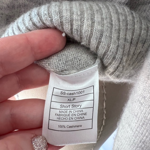 Short Story Gray Cashmere Sweater, Super Soft, Cozy, Knit - Picture 9 of 10
